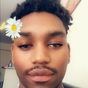 Meet your Posher, Everett